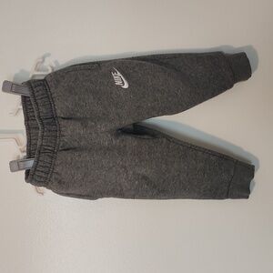 Nike jogger pants size 2T